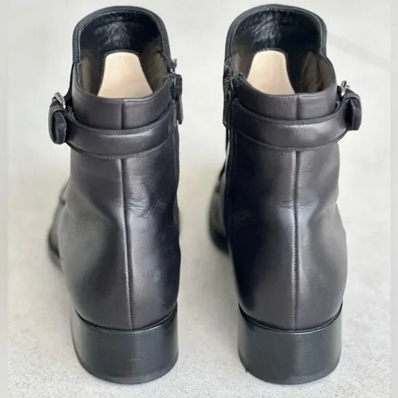 CHRISTIAN LOUBOUTIN Calfskin Ecritoir Black Flat Ankle Boots size 38 - Picture 2 of 12